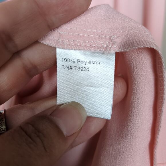 MING WANG Light Pink Blouse Keyhole Neck Ruched Bell Sleeves Women's Medium - Picture 5 of 6